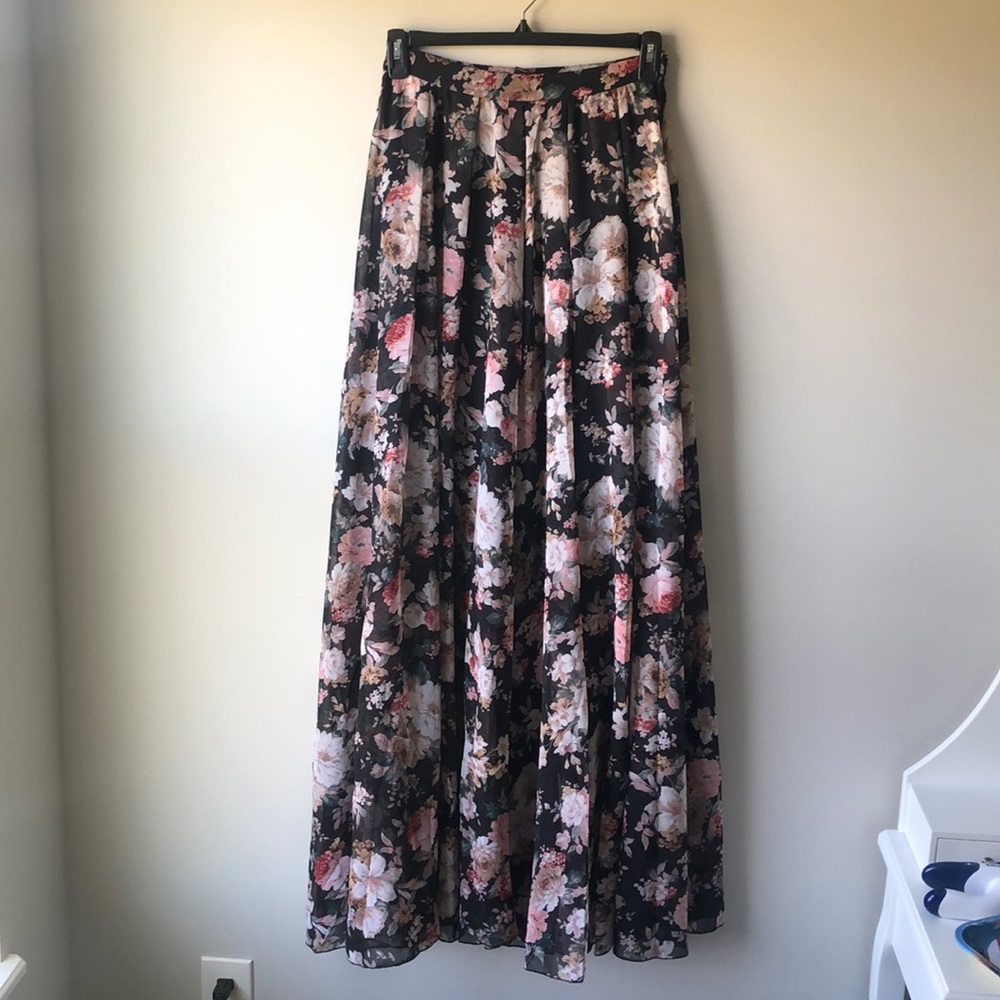 Floral Maxi Skirt, Black, Windsor, Size Medium